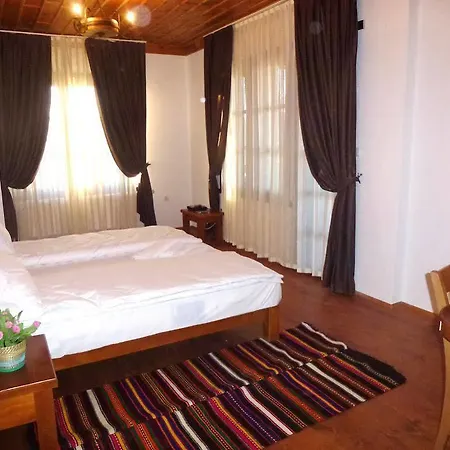 Dimmi House