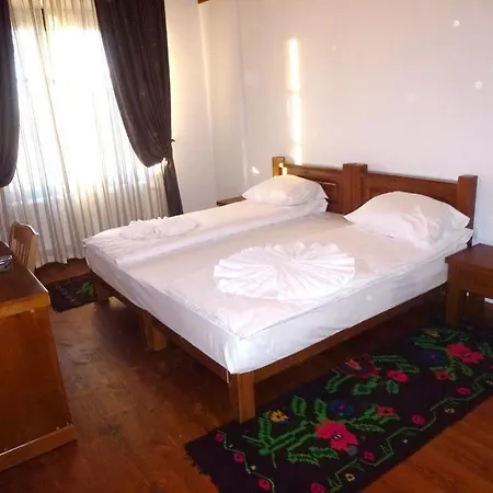 Dimmi House