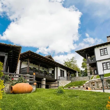 Dimmi House بيت ضيافة ليشتين