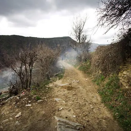 بيت ضيافة Dimmi House ليشتين
